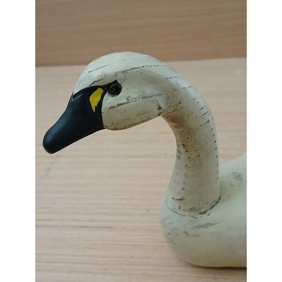 Hand Carved Wood Duck Figurine Sculpture Rustic Ivory Shelf Decoration 8x4.5 - Picture 9 of 11